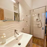 Petibo - Kazinczy 10., A/c, Location Downtown * Budapešť