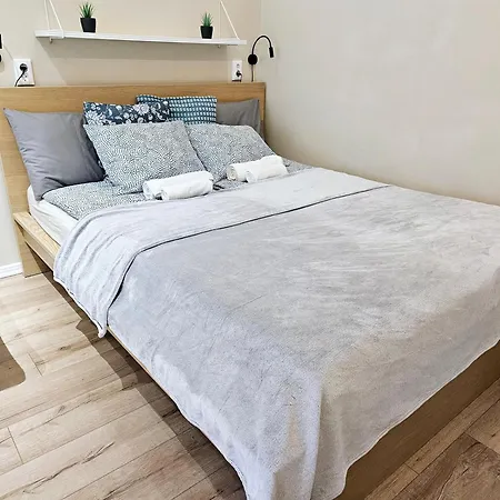 Petibo - Kazinczy 10., A/c, Location Downtown Apartment *