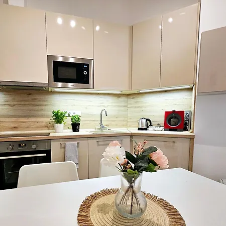 Petibo - Kazinczy 10., A/c, Location Downtown *