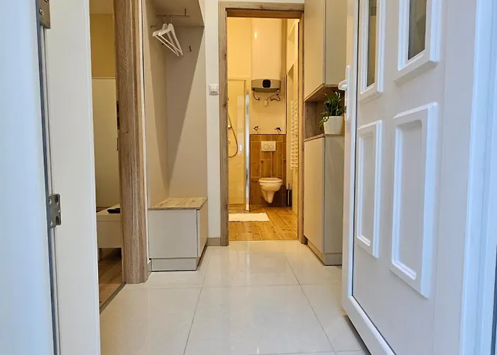 Petibo - Kazinczy 10., A/c, Location Downtown * Budapest