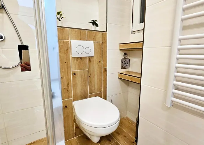 Petibo - Kazinczy 10., A/c, Location Downtown Budapest
