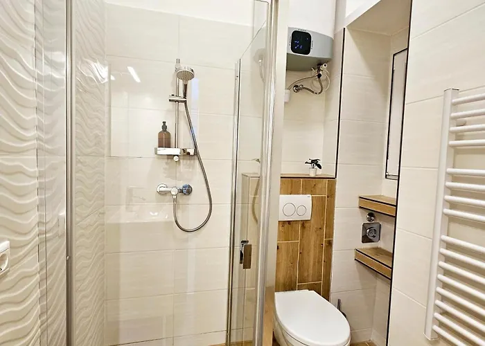 Petibo - Kazinczy 10., A/c, Location Downtown